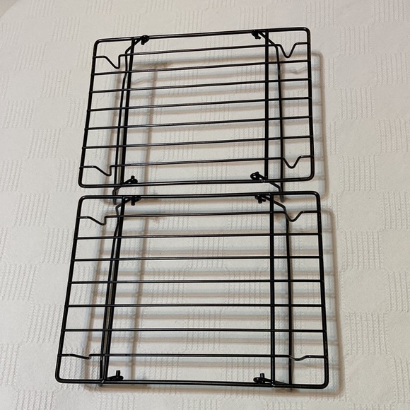 CURTIS STONE BRAND NEW SET OF 2 COLLAPSIBLE BLACK ROASTING & COOLING RACKS - Picture 7 of 8